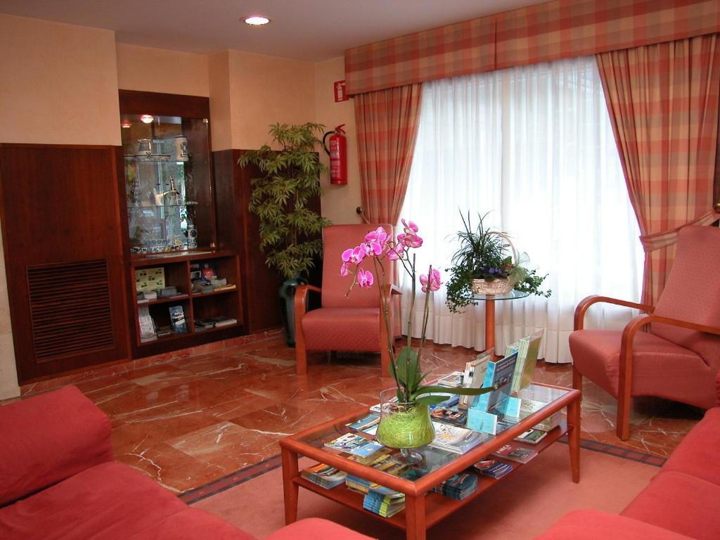 Ardía Hotel Touris מראה חיצוני תמונה